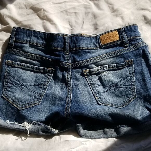 Aeropostle Midi Bkue Jean Shorts - Picture 2 of 2